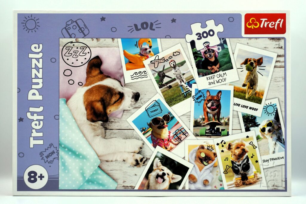 Trefl - Dogs Holiday Pictures - 300 bitar (400) fram